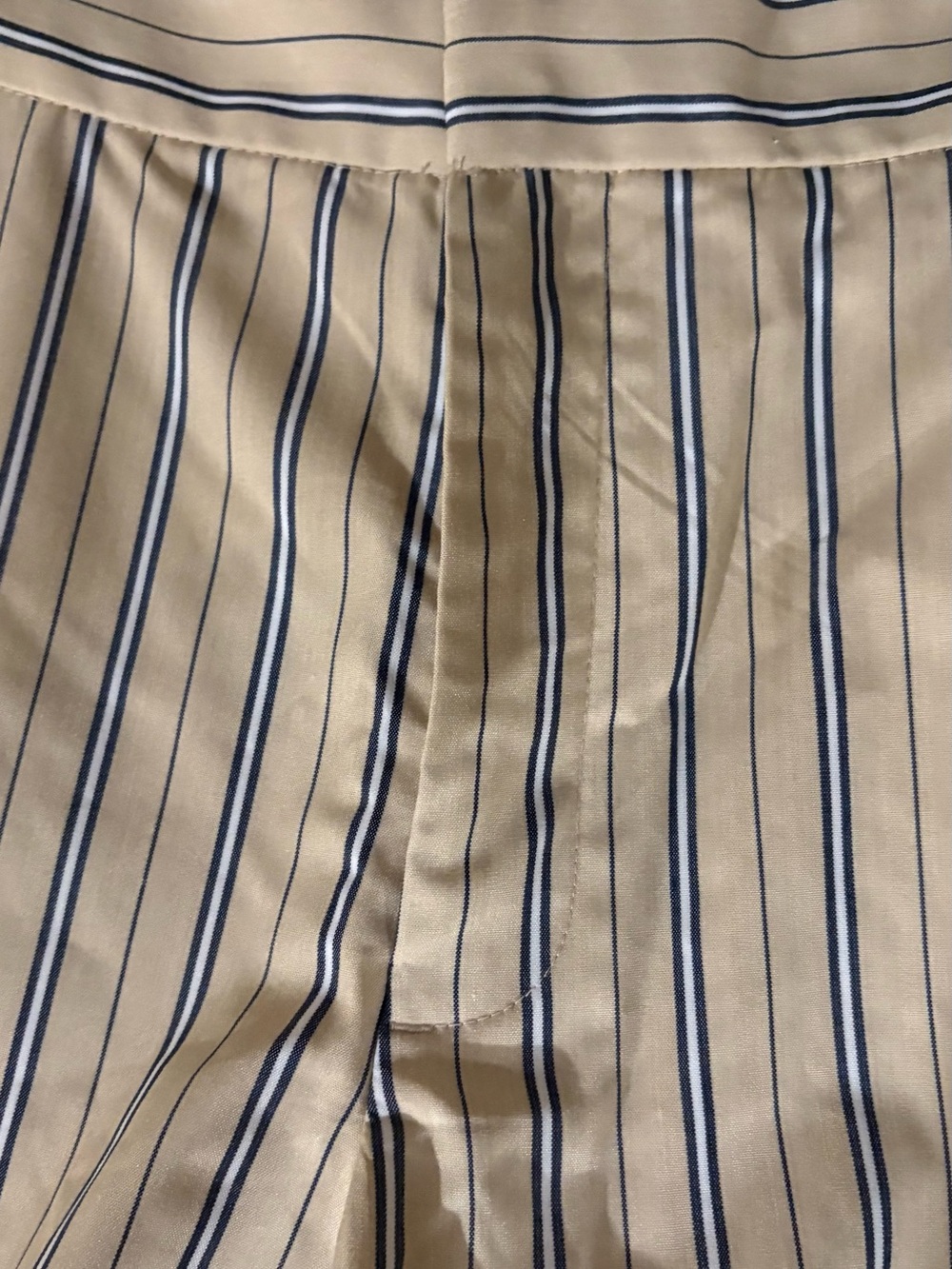 Shorts - Picture 2 of 5